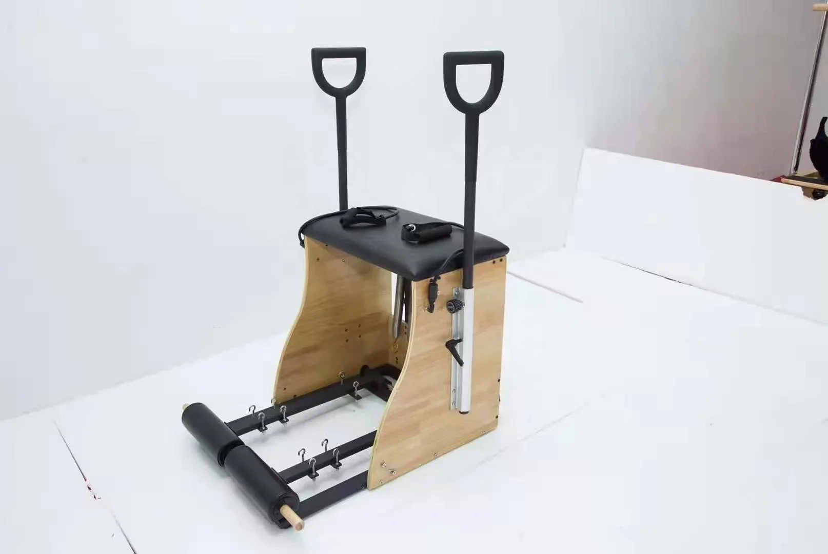 Sport body fit yoga exercise o - Pilates Yoga Studio ulasan dan harga